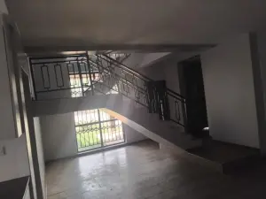 5 Bedroom House to Rent in Gletwin Park