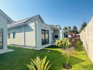 Townhouse/Complex/Cluster to Rent in Borrowdale