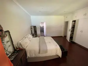 5 Bedroom House to Rent in Alexandra Park