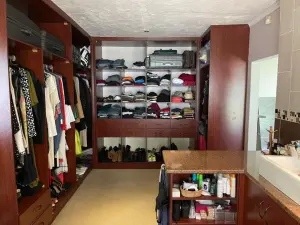 5 Bedroom House to Rent in Alexandra Park