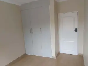Townhouse/Complex/Cluster to Rent in Newlands