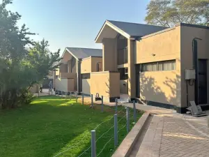Townhouse/Complex/Cluster to Rent in Avondale West