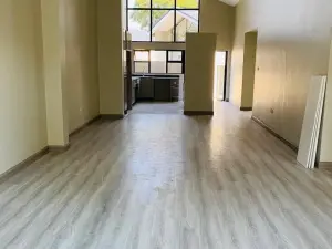 Townhouse/Complex/Cluster to Rent in Avondale West