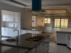 4 Bedroom House to Rent in Fairview