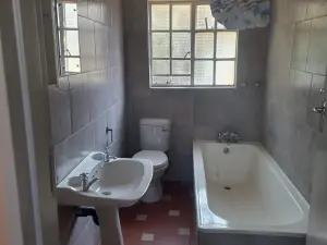 1 Bedroom Cottage/Garden Flat to Rent in Northwood