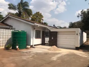 Townhouse/Complex/Cluster to Rent in Borrowdale
