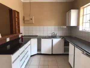 Townhouse/Complex/Cluster to Rent in Borrowdale