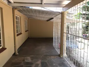 Townhouse/Complex/Cluster to Rent in Borrowdale