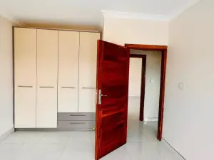 Townhouse/Complex/Cluster to Rent in The Grange