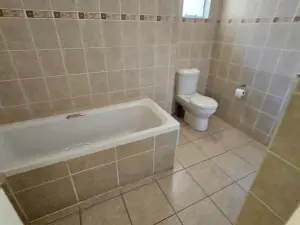 4 Bedroom House to Rent in Vainona