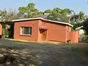 2 Bedroom Cottage/Garden Flat to Rent in Ballantyne Park