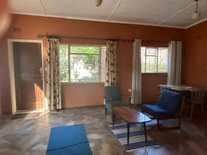 2 Bedroom Cottage/Garden Flat to Rent in Ballantyne Park