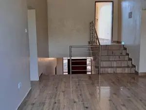 Townhouse/Complex/Cluster to Rent in Newlands
