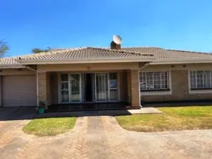 Townhouse/Complex/Cluster for Sale