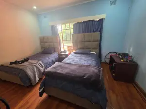 3 Bedroom House to Rent in Greystone Park