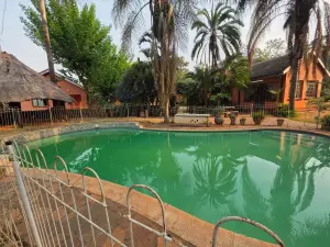 3 Bedroom House to Rent in Greystone Park