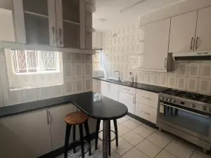 Townhouse/Complex/Cluster to Rent in Avenues