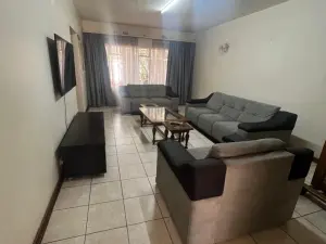 Townhouse/Complex/Cluster to Rent in Avenues