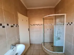 Flat/Apartment to Rent in Belvedere