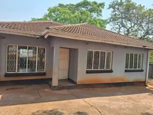2 Bedroom House to Rent in Mandara