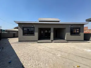 Townhouse/Complex/Cluster to Rent in Arlington