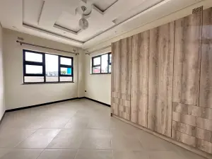 Townhouse/Cluster to Rent in Arlington