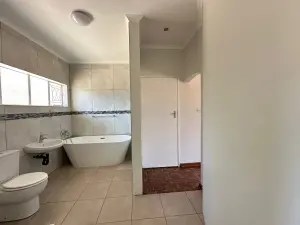 3 Bedroom House to Rent in Greystone Park