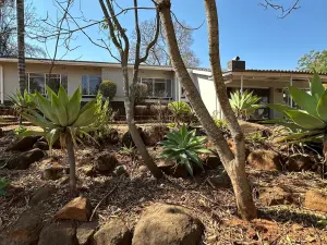 3 Bedroom House to Rent in Greystone Park