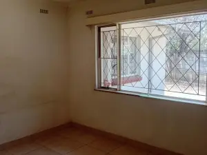 4 Bedroom House to Rent in Eastlea