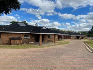 Townhouse/Cluster to Rent in Borrowdale Brooke