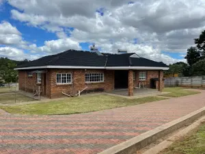 Townhouse/Cluster to Rent in Borrowdale Brooke