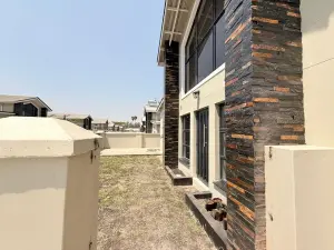 4 Bedroom House to Rent in Hatfield
