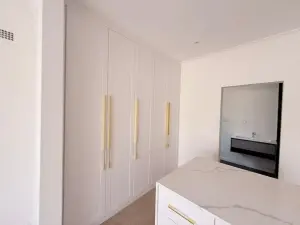 4 Bedroom House to Rent in Hatfield