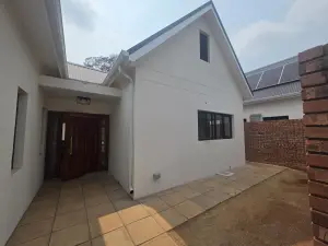 Townhouse/Complex/Cluster to Rent in Pomona