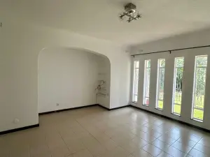 4 Bedroom House to Rent in Greendale North