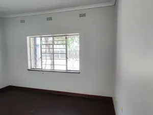 Commercial Property to Rent in Highlands