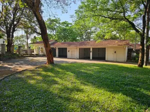 4 Bedroom House to Rent in Glen Lorne
