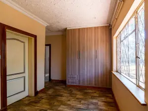 6 Bedroom House to Rent in Mount Pleasant