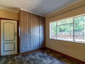 6 Bedroom House to Rent in Mount Pleasant