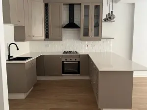 Townhouse/Complex/Cluster to Rent in Greendale