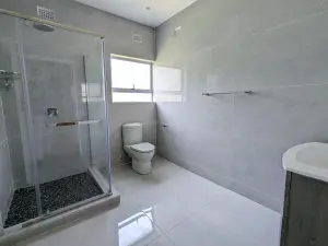 Townhouse/Complex/Cluster to Rent in Greendale North