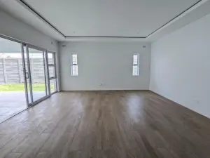 Townhouse/Complex/Cluster to Rent in Greendale North
