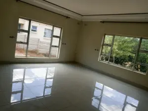 Townhouse/Complex/Cluster to Rent in Borrowdale