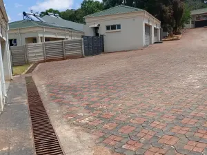 Townhouse/Complex/Cluster to Rent in Borrowdale