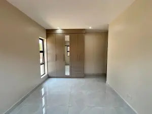 Townhouse/Complex/Cluster to Rent in Greendale