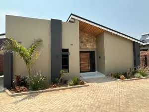 Townhouse/Complex/Cluster to Rent in Greendale