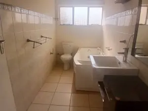 Townhouse/Complex/Cluster to Rent in Bluff Hill
