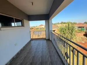 3 Bedroom House to Rent in Mount Pleasant Heights