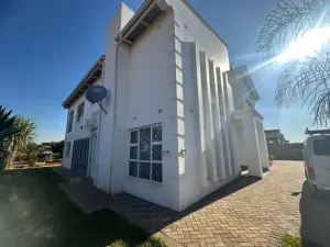 3 Bedroom House to Rent in Mount Pleasant Heights