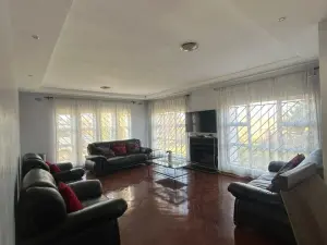 3 Bedroom House to Rent in Mount Pleasant Heights